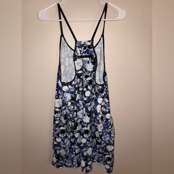 Free People Movement Blue Floral Hot Shot Short Romper size‎ Small - Picture 6 of 6